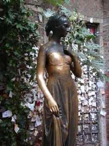 -statue_of_juliet-verona