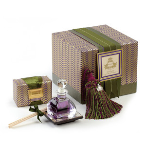 agraria lavender and rosemary  gift box with tasellaire petit essence ad bath  bar