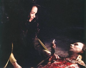 staked -gary_oldman_and_winona_ryder_in_dracula_1992_153