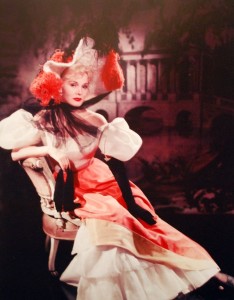 Zsa Zsa Gabor in Moulin Rouge, 1952, dress Elsa Schiaparelli