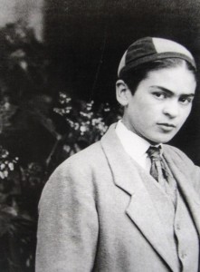 frida-kahlo as a boy  photo gulermo khalo