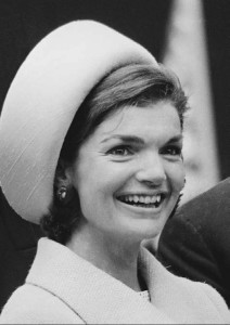 Jacqueline-Kennedy-in-pillbox-hat halston