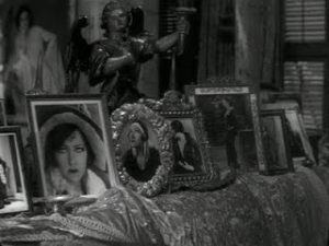 mirrors dressing table Norma Desmond