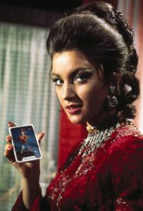 Jane Seymour Live and Let Die Solitaire James Bond The Fool Tarot Card
