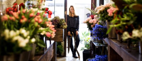 saskia havakes  in her shop Grandiflora