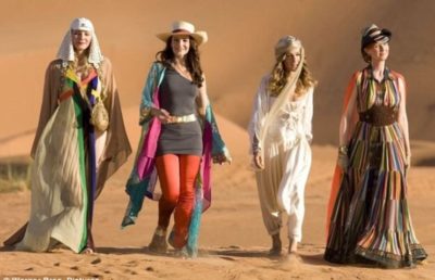 desert scene Sex in the City Movie Sarah Jessica parker as Carrie Bradshaw