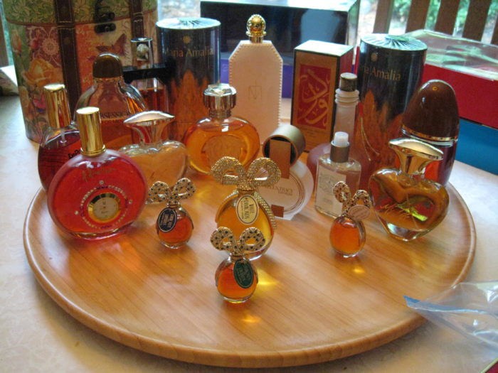 4867elizabeth-taylor-parfums-vintage