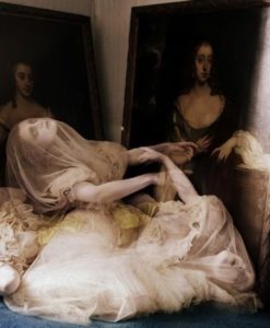 dreaming-of-another-world-guinevere-van-seenus-by-tim-walker-for-vogue-italia-march-2011