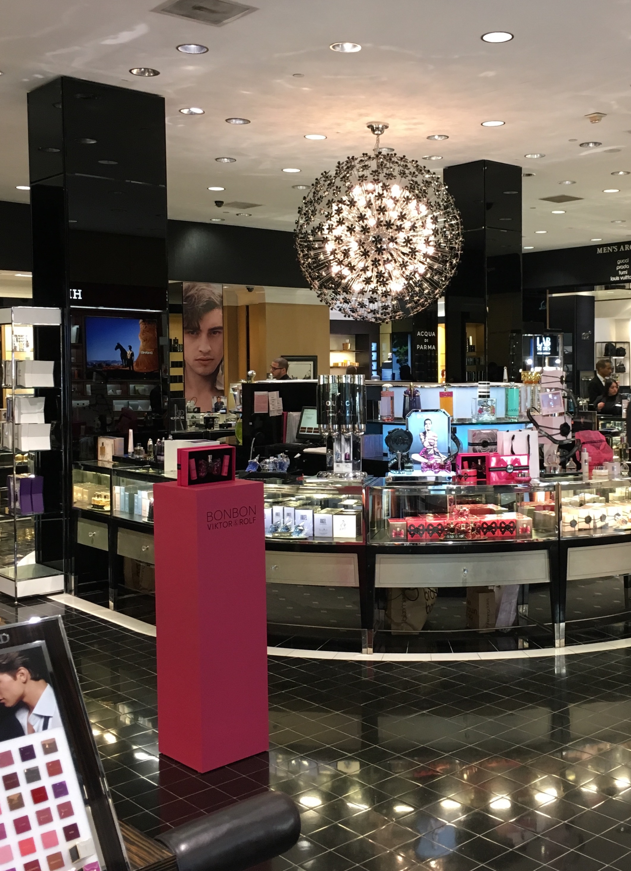 Bloomingdales perfumes hot sale