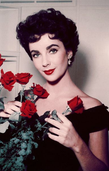 elizabeth taylor rose perfume