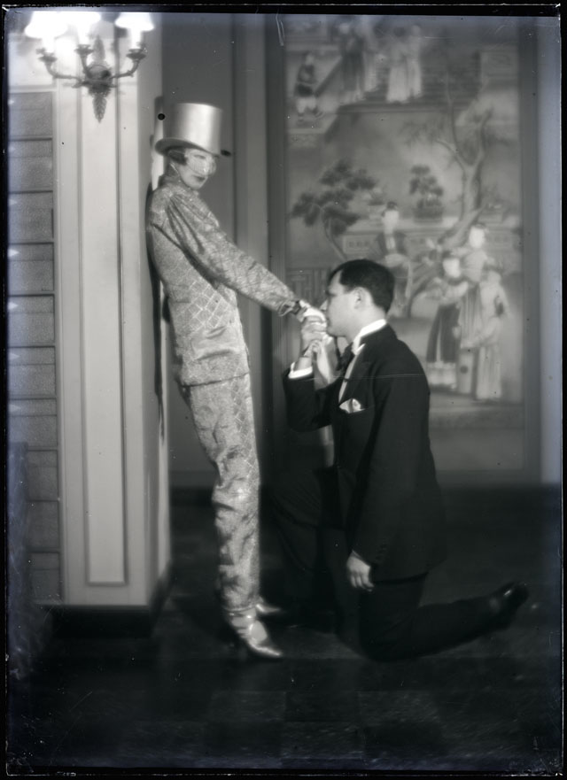 Tzara et Nancy Cunard au bal du comte de Beaumont 1924