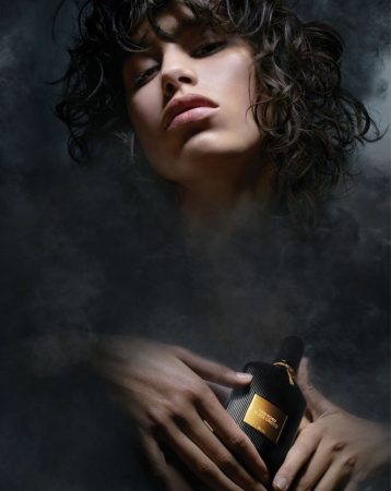  Perfume ad Tom Ford Black Orchid 2006