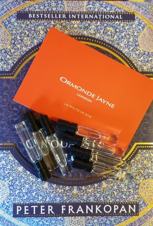 Ormonde Jayne Route de soie discovery set includes 7 perfumes