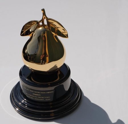  2020art and olfaction award winning Parallex Olfactory Nimbis