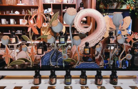 L'Artisan Parfumeur La Botanique collection rue Saint-Honoré boutique display