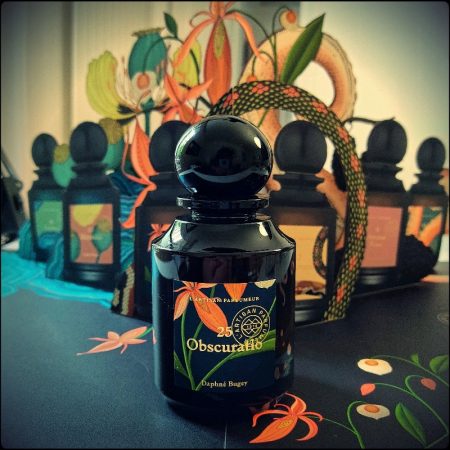L'Artisan Parfumeur 25 Obscuratio review