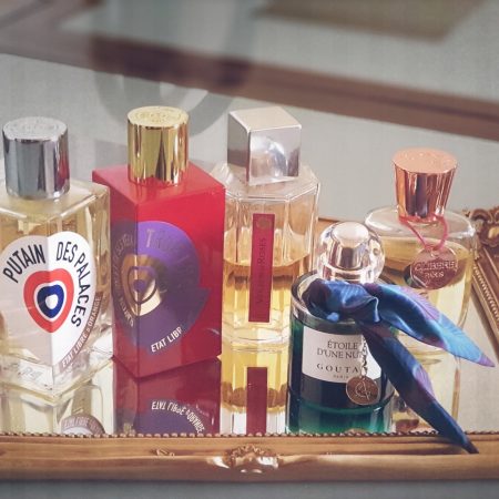 Etat Libre d'Orange Putain des Palaces, True Lust Rayon Violet De Ses Yeux, Goutal Étoile d'Une Nuit, L’Artisan Parfumeur Voleur de Roses  riginal bottle), Olibere Paris Dangerous Rose are the best fragrances for Halloween 2021