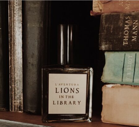 L'Aventura Perfumes Lions in The Library