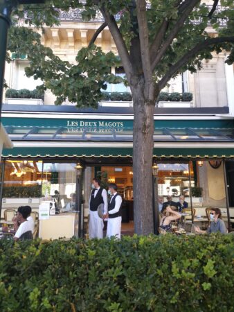 The St-Germain Spritz - Les Deux Magots