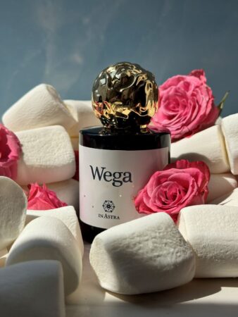 In Astra Wega perfume