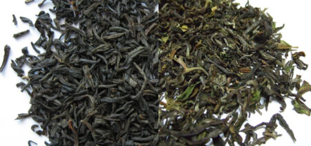Lapsang Souchong and Darjeeling tea leaves