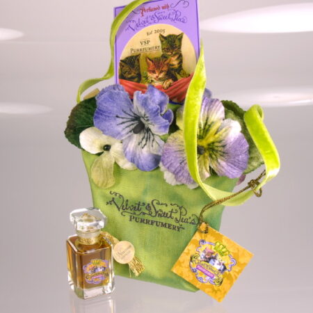 Velvet & Sweet Pea’s Purrfumery Narcissus Poeticus vintage 2