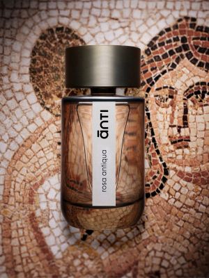 Anti Perfumes rosa_antiqua